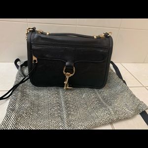 Leather crossbody bag